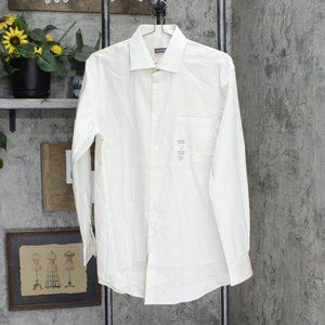 Van Heusen Men's Stain Shield Regular Fit Dress Shirt Almond M 15-15 1/2 32-33